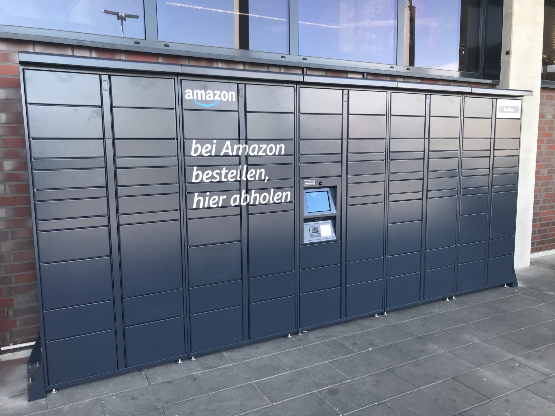 NEU! AmazonLocker (Abholstation) am Garbsen City News