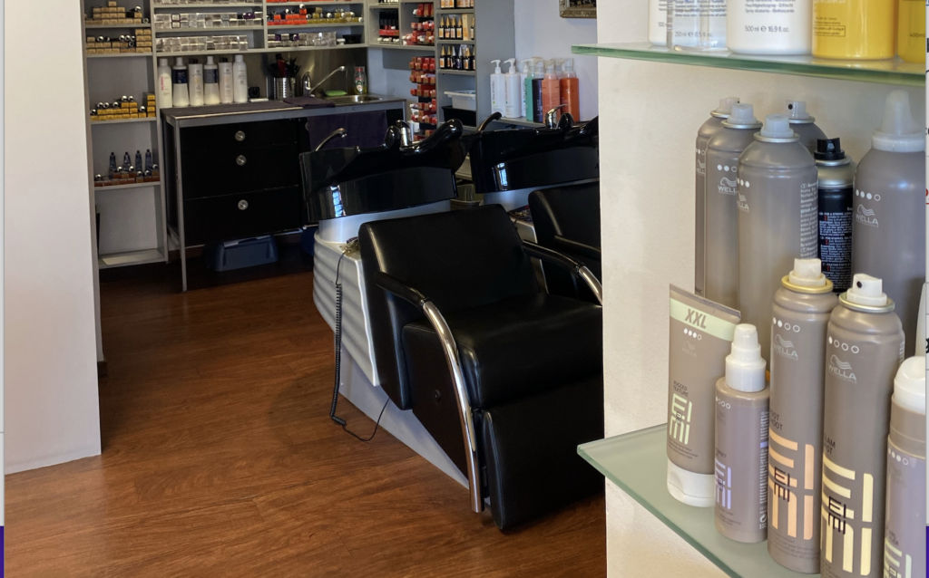 Studio 35 - Kaiser & Friseure Kaikowsky Friseure feiern unter neuer Leitung Wiedereröffnung in