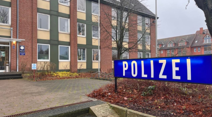 Ein Radfahrer verfolgt Mädchen in Garbsen und äußert Drohungen. Die Polizei sucht Zeugen zu diesem Vorfall